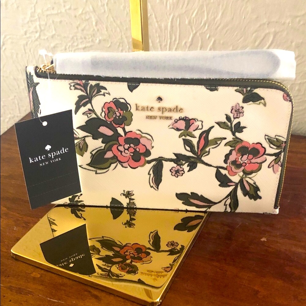 Kate Spade Floral Wristlet in Cream and Pink